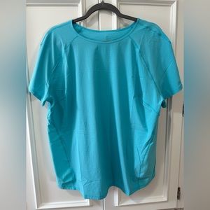 Lululemon workout top. NWOT!